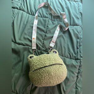 Frog purse